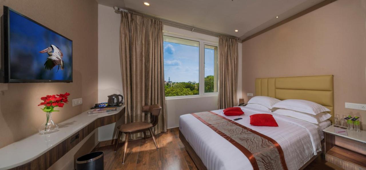 CR Grande by Wyt Hotels Madurai Eksteriør billede